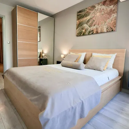 Kapana Luxury Center With Garage Διαμέρισμα Φιλιππούπολη