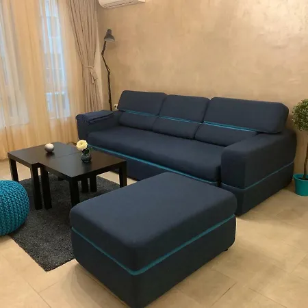 Kapana Luxury Center With Garage Apartman